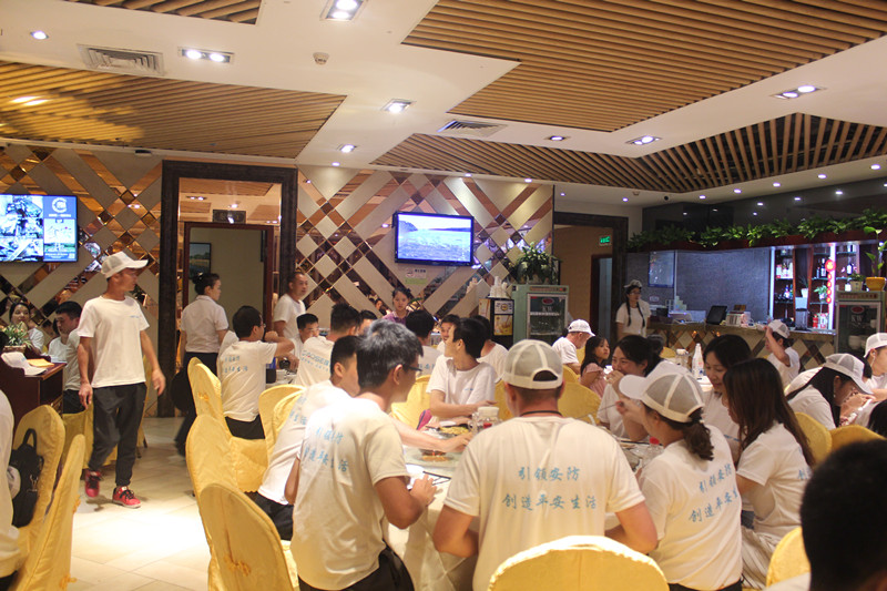 2019年領(lǐng)航集團(tuán)南澳西沖歡樂(lè)之旅！