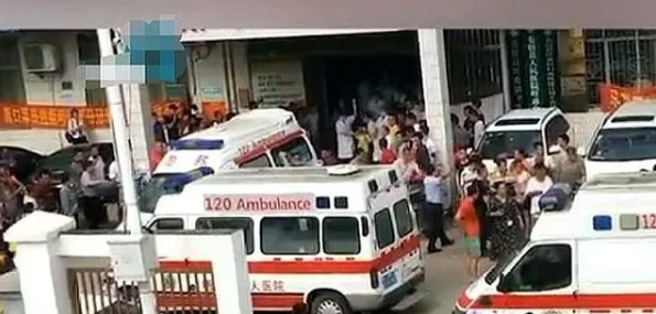 校園砍人事件再度發(fā)生！安裝 “ 校園一鍵報(bào)警器 ” 增強(qiáng)校園安全，做到人防、技防