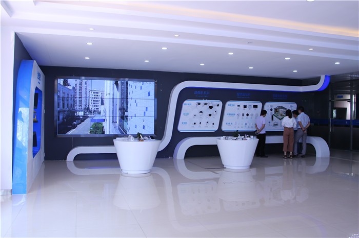 新環(huán)境、新氣象、新起點(diǎn)、新征程—深圳領(lǐng)航集團(tuán)新址歡迎您