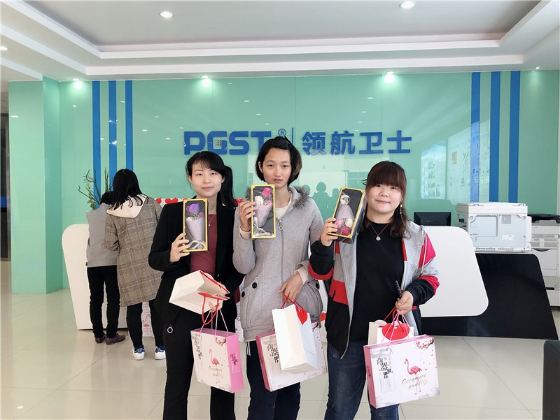 三八婦女節(jié)，領(lǐng)航集團為全體女員工發(fā)放溫馨福利